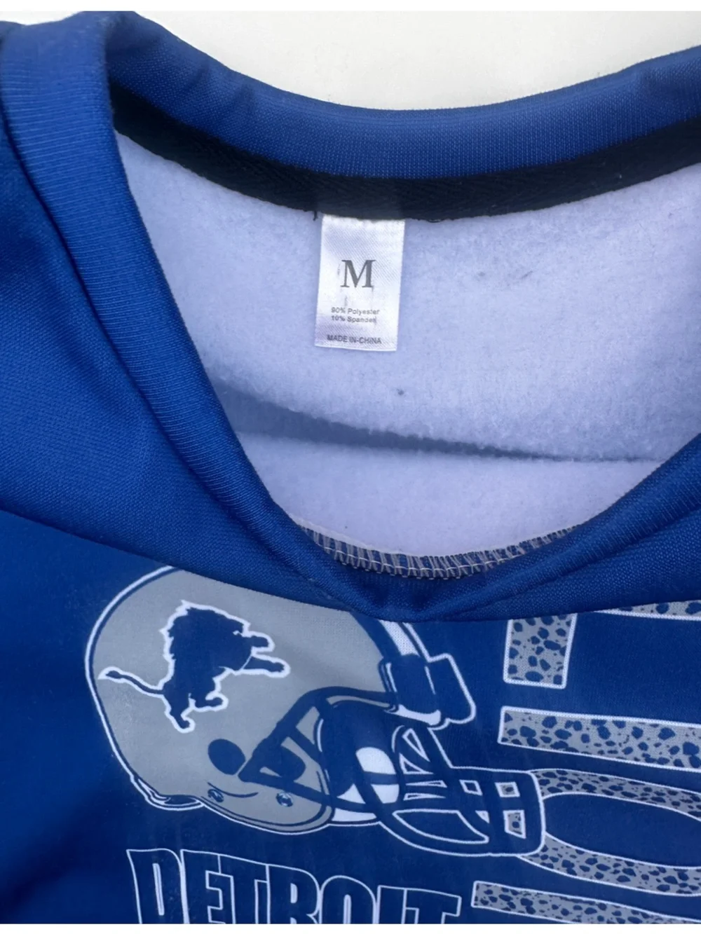 Detroit Lions sweatshirt EUC blue sheen white fleece interior women's medium